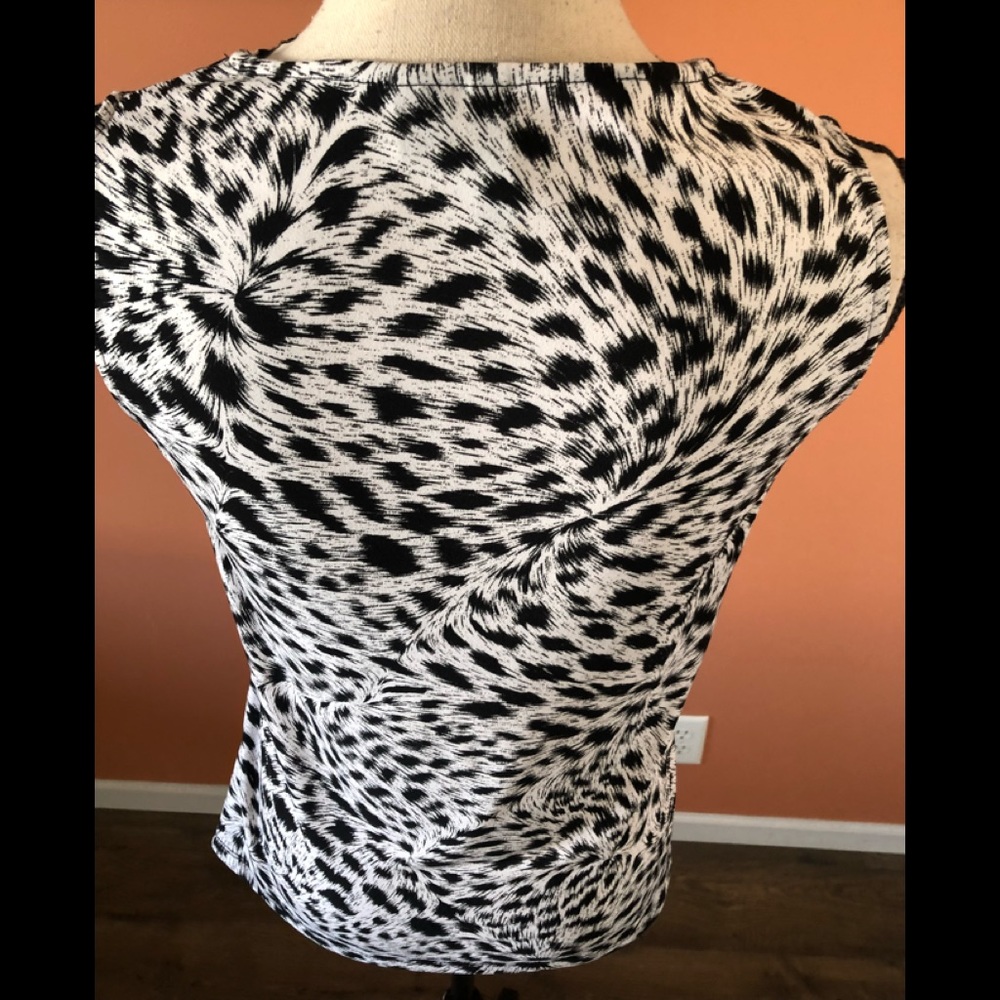 Relativity Black And White Patterned Sleeveless B… - image 8